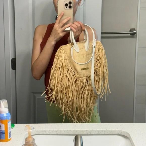 Jacquemus Le Petit Baci bag / crossbody - Picture 7 of 11